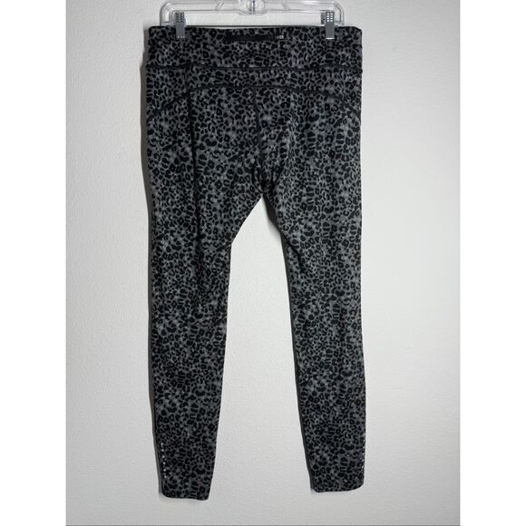 Nike Women’s Dri-FIT Leopard Print Yoga Athletic Leggings Drawstring Pocket SzXL - Picture 4 of 16